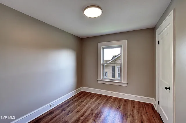 $329,900 | 511 South Watauga Avenue, Elizabethton, TN 37643