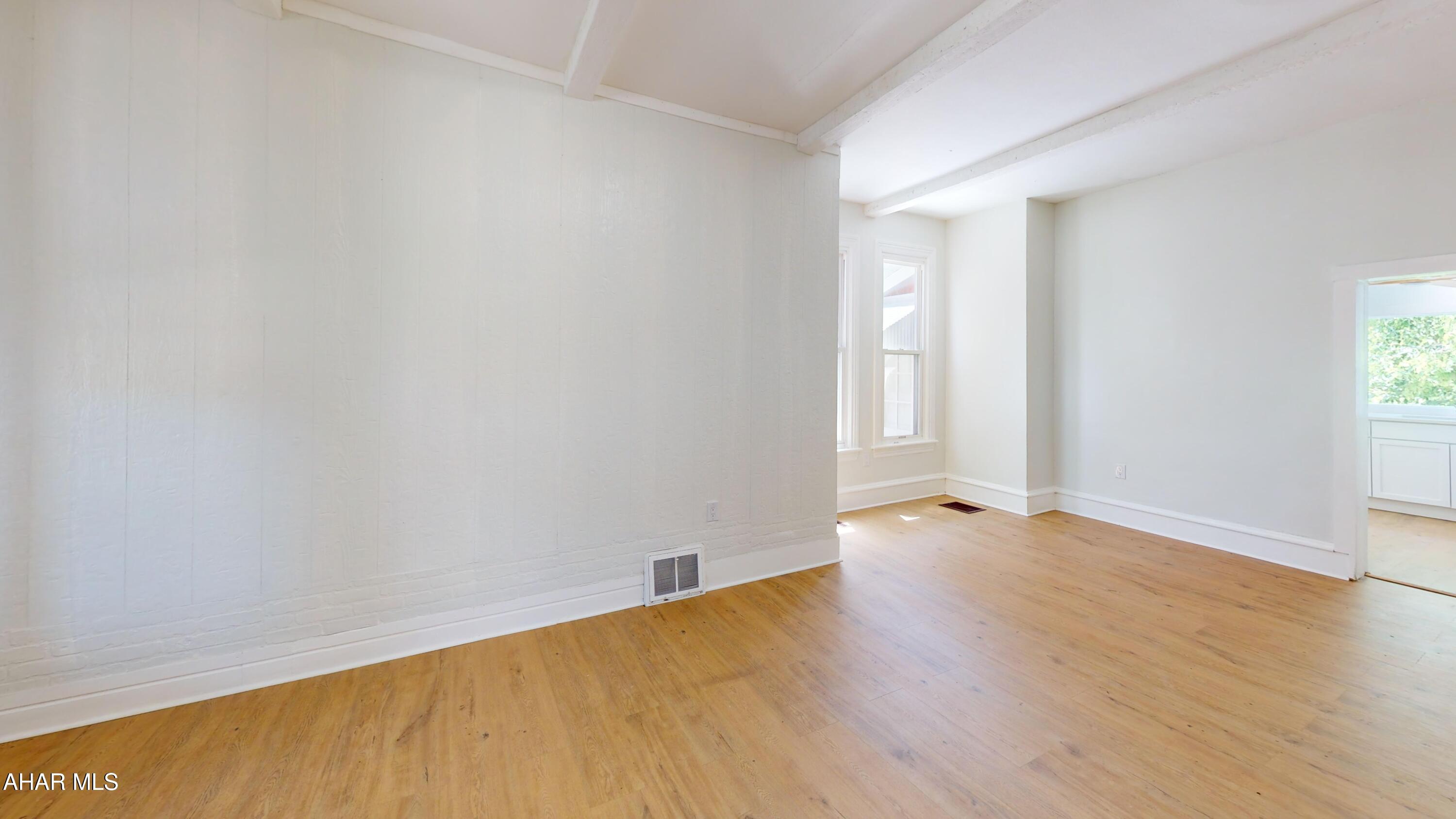 304 Poplar Street Roaring Spring, PA 16673 - Photo 26 of 31
