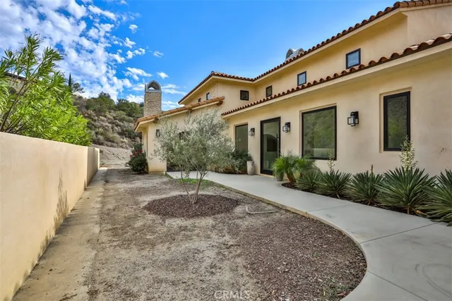 $3,249,900 | 43698 De Luz Road, Temecula, CA 92590