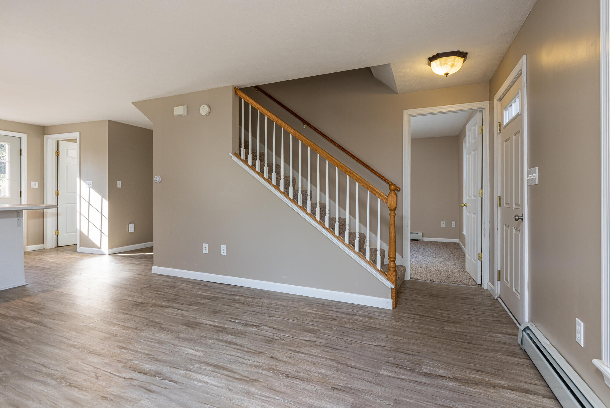 384 Gorham Road Scarborough, ME 04074 - Photo 17 of 64 384 Gorham Rd._W5_014