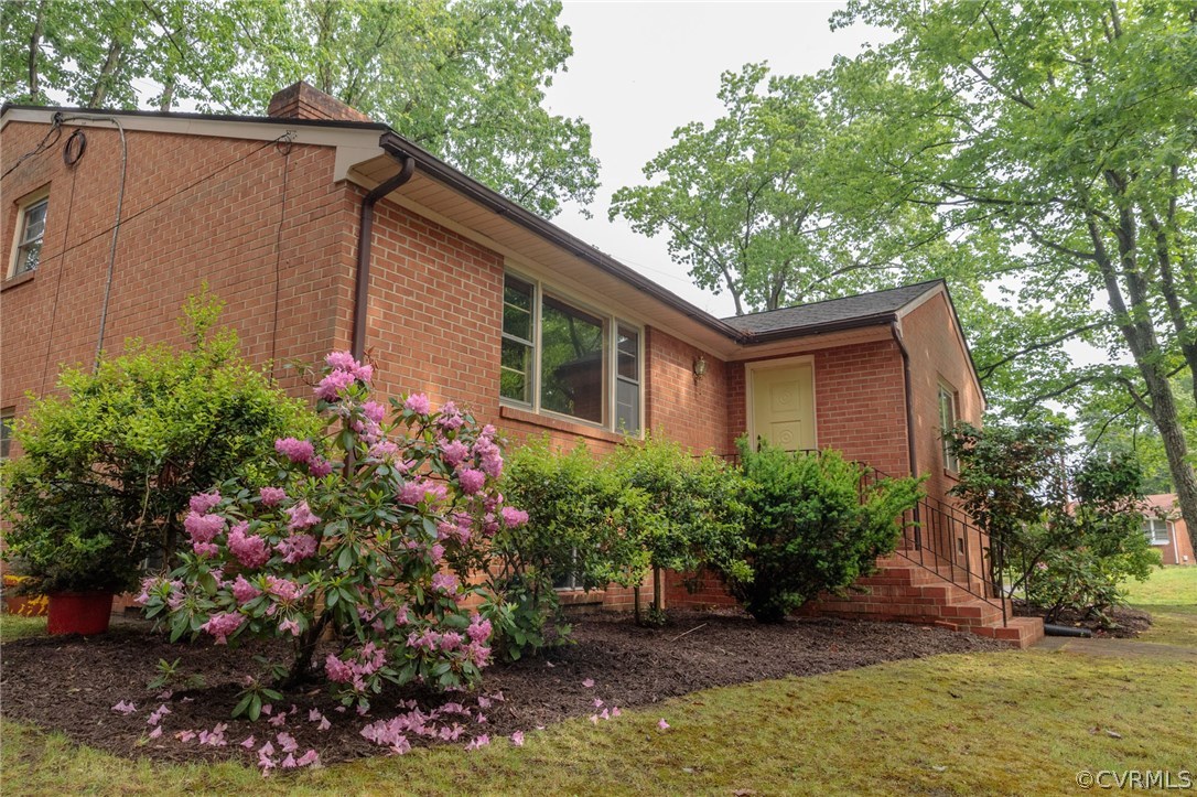7901 Anoka Road Henrico, VA 23229 - Photo 2 of 36 Gallery Image 2