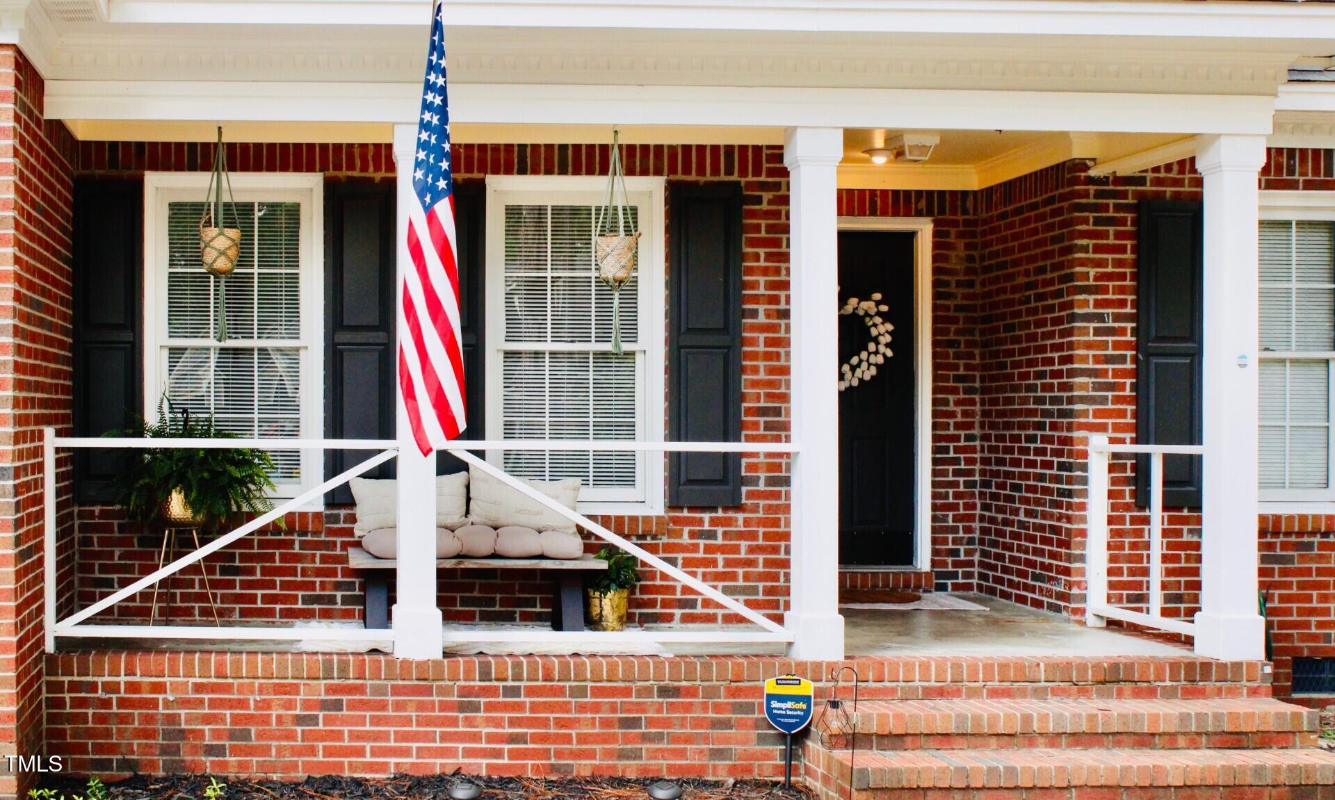 7832 Shuttle Road Fayetteville, NC 28311 - Photo 4 of 35 a view of entryway with a front door