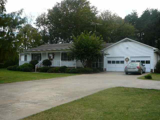 209 Mountain Estates Road Pickens, SC 29671 - Photo 1 of 8