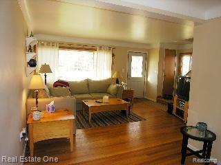 2518 Oliver Road Royal Oak, MI 48073 - Photo 5 of 15 6 living 2