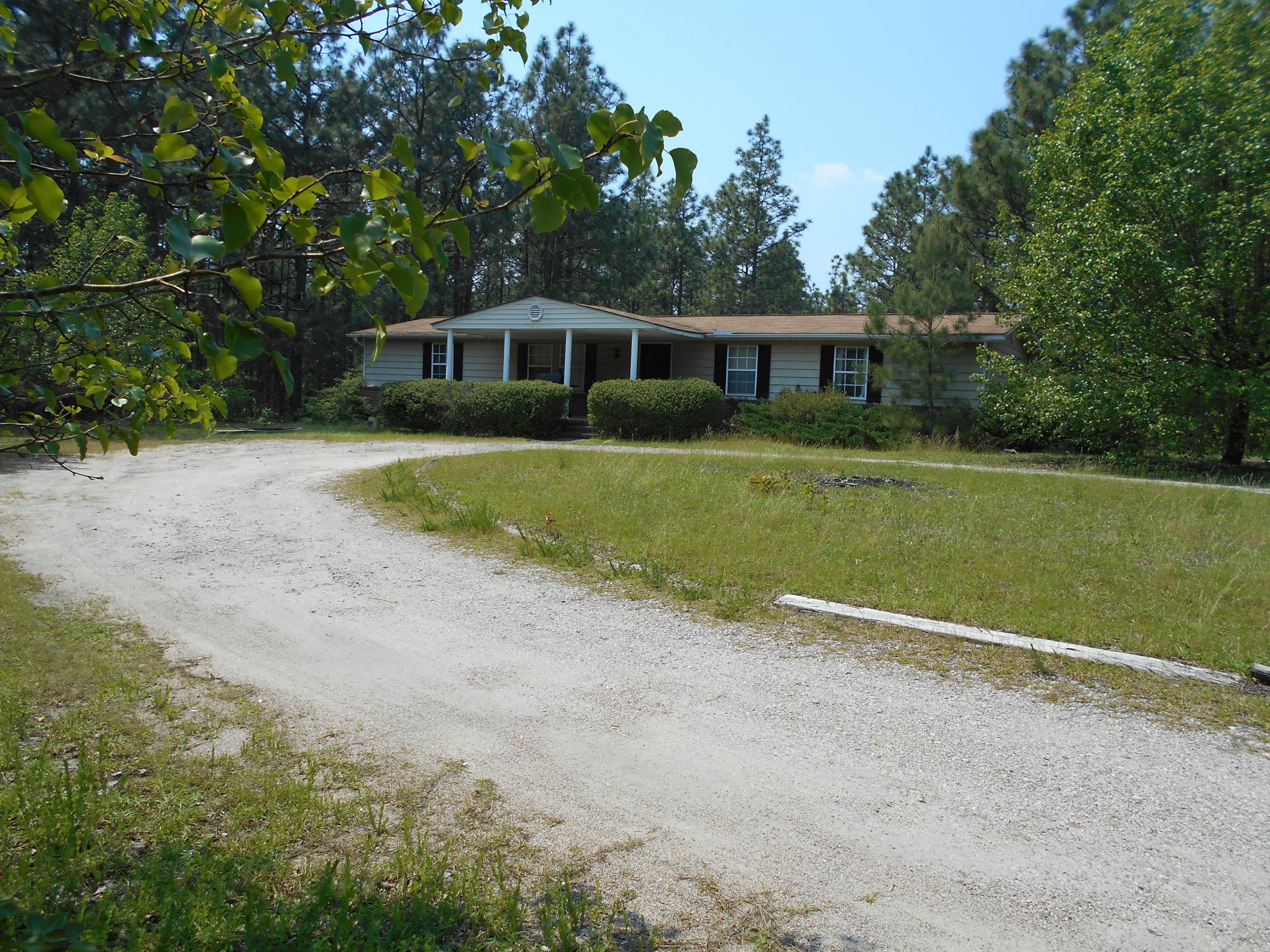 190 Hill Top Road Hoffman, NC 28347 - Photo 1 of 8 Main