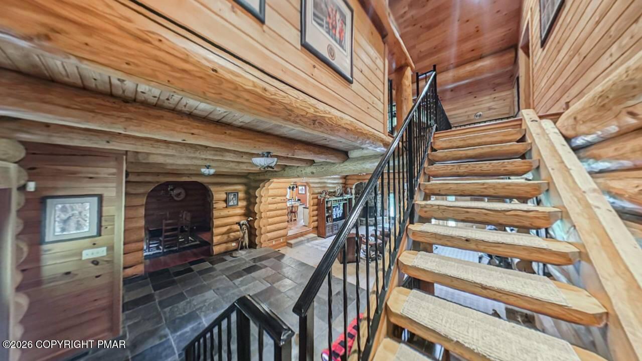1673 Laurel Run Road Wilkes Barre, PA 18702 - Photo 30 of 30 Stairs_20260707100258