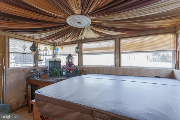 $549,900 | 34 Lopatcong Drive, Ewing, NJ 08638