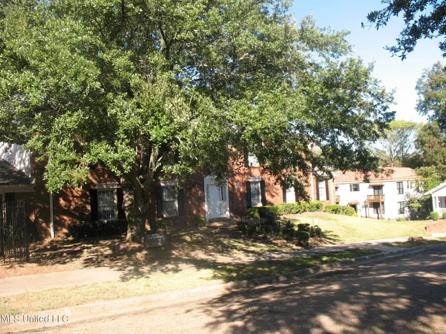 $915 | 970 Morningside Street, Unit A5, Jackson, MS 39202