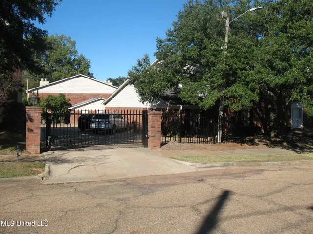 $915 | 970 Morningside Street, Unit A5, Jackson, MS 39202