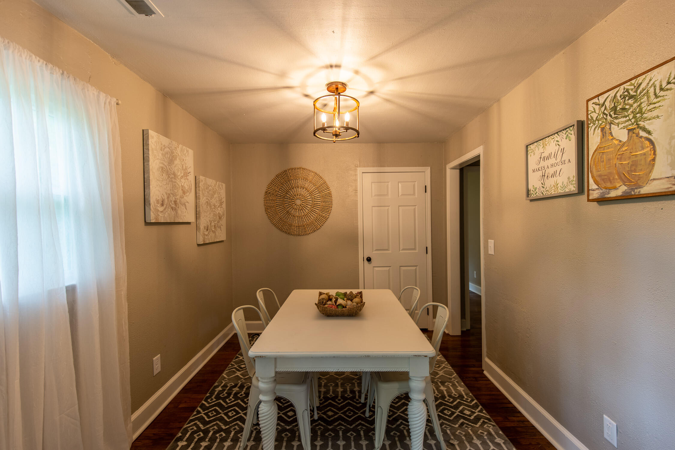 138 Rock Road Bristol, TN 37620 - Photo 11 of 21 11