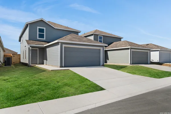 $2,100 | 8511 Willow Crossing, San Antonio, TX 78222