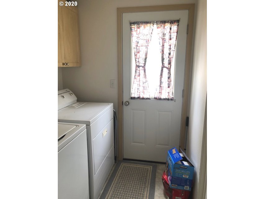 2110 Buttercup Loop Cottage Grove, OR 97424 - Photo 20 of 30