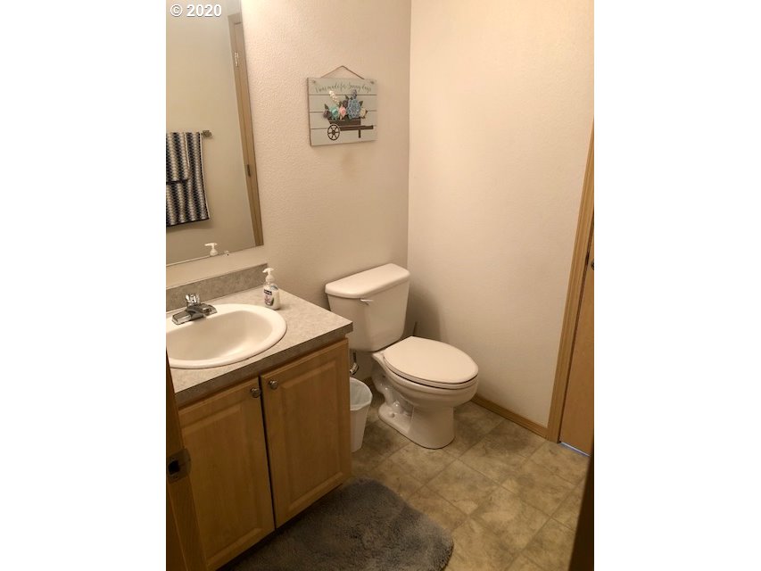 2110 Buttercup Loop Cottage Grove, OR 97424 - Photo 22 of 30