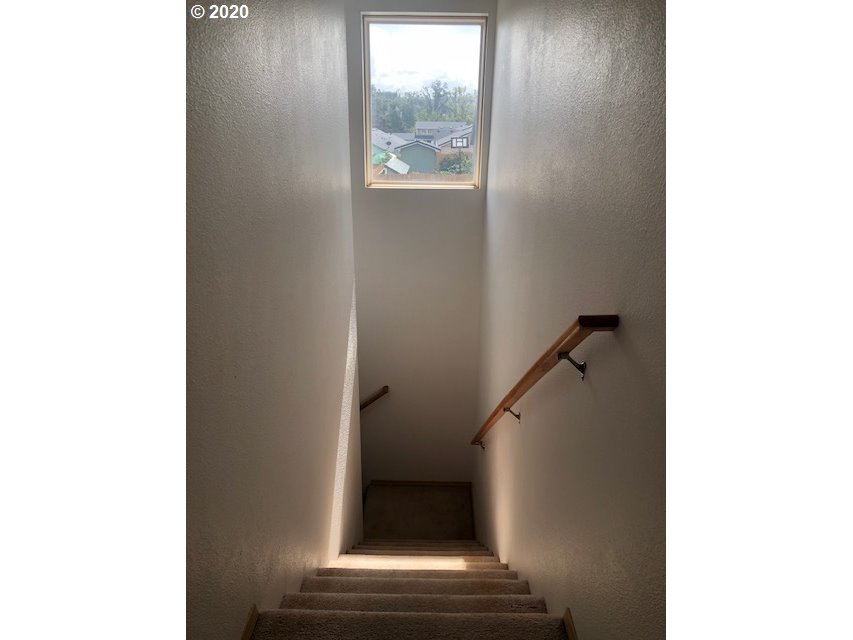 2110 Buttercup Loop Cottage Grove, OR 97424 - Photo 24 of 30