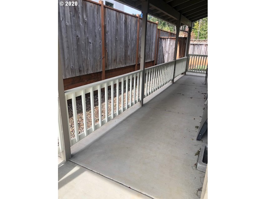 2110 Buttercup Loop Cottage Grove, OR 97424 - Photo 26 of 30