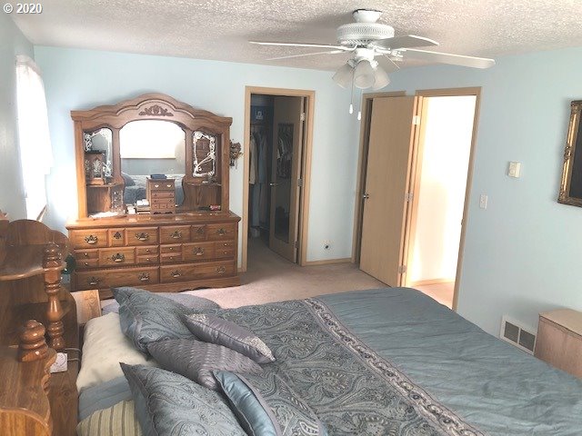 2110 Buttercup Loop Cottage Grove, OR 97424 - Photo 7 of 30