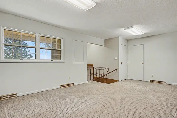 $450,000 | 1140 150th Avenue, Luverne, MN 56156