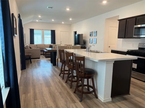 $2,200 | 1135 Juniper Vista Drive, Houston, TX 77090