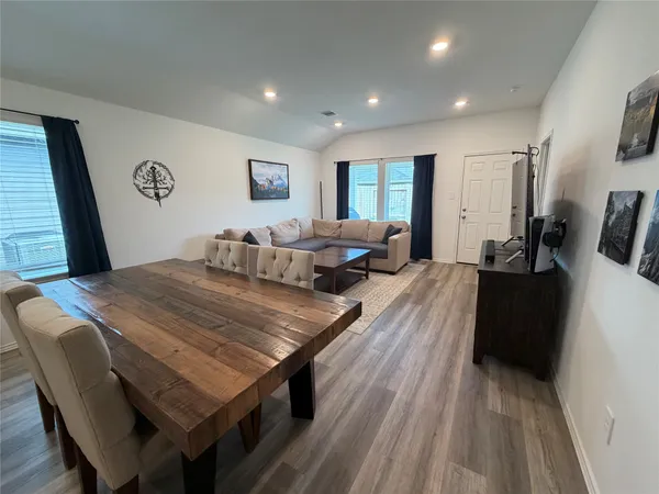 $2,200 | 1135 Juniper Vista Drive, Houston, TX 77090