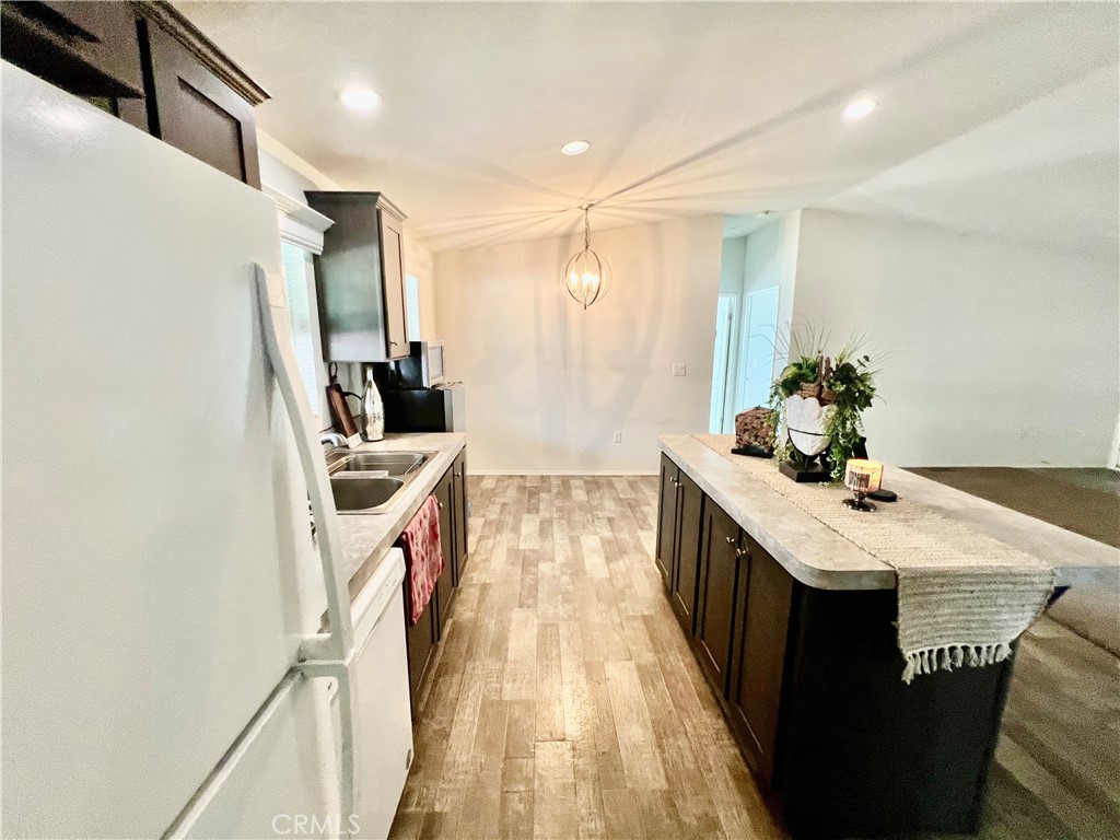 3000 South Chester Ave Unit 48  