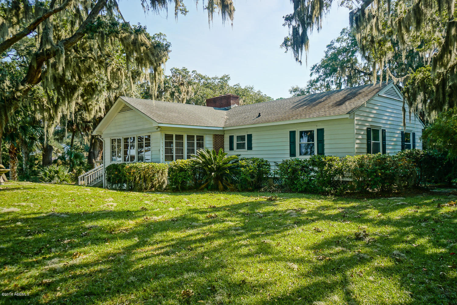 3004 Riverside Lane Beaufort, SC 29902 - Photo 1 of 50 3006 Riverside-5