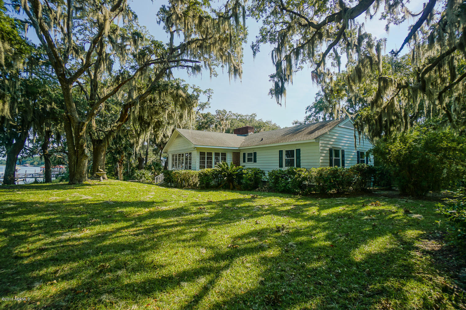 3004 Riverside Lane Beaufort, SC 29902 - Photo 3 of 50 3006 Riverside-3