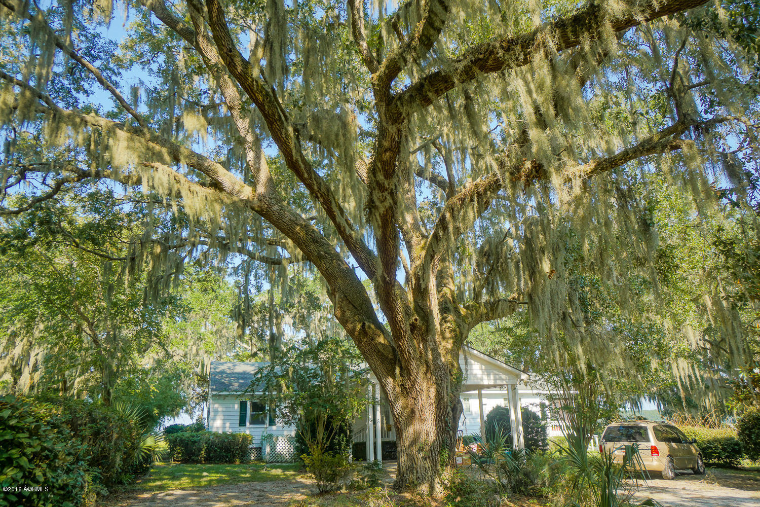 3004 Riverside Lane Beaufort, SC 29902 - Photo 4 of 50 3006 Riverside-1