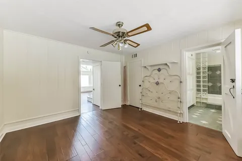 $2,600,000 | 30 East Rivercrest Drive, Houston, TX 77042