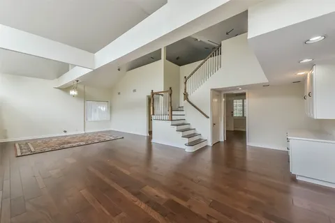 $2,600,000 | 30 East Rivercrest Drive, Houston, TX 77042