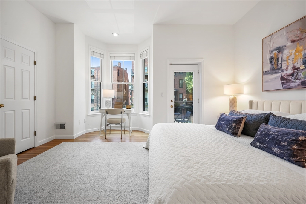 54 Rutland Square, Unit 2 Boston, MA 02118 - Photo 14 of 23 Gallery Image 14