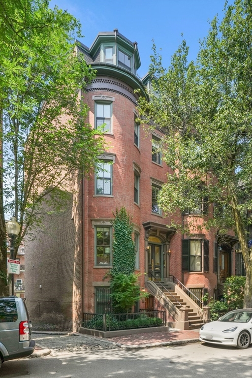 54 Rutland Square, Unit 2 Boston, MA 02118 - Photo 20 of 23 Gallery Image 20