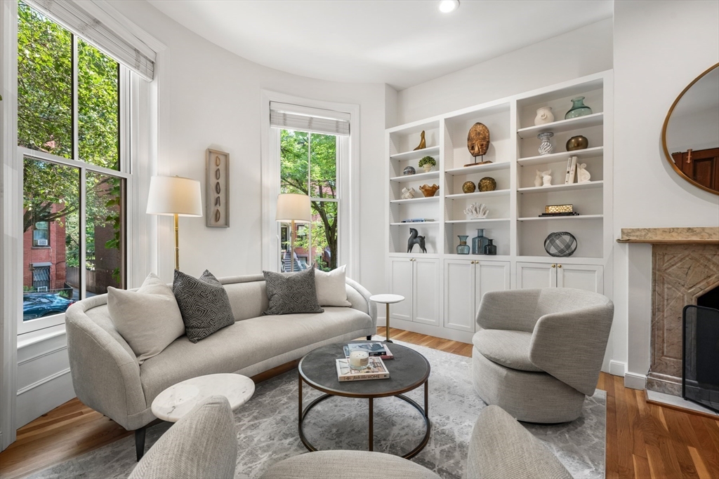 54 Rutland Square, Unit 2 Boston, MA 02118 - Photo 3 of 23 Gallery Image 3