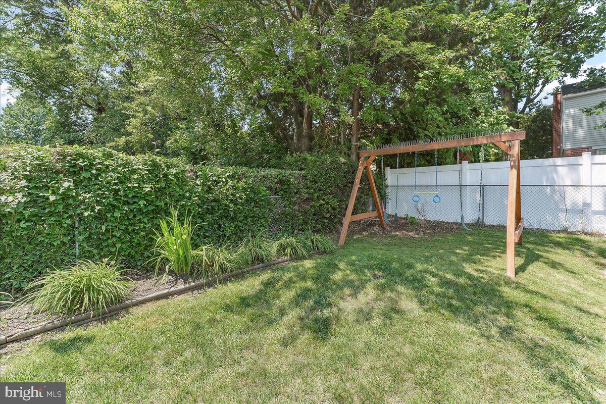 276 Hemlock Lane Springfield, PA 19064 - Photo 35 of 43 Gallery Image 35