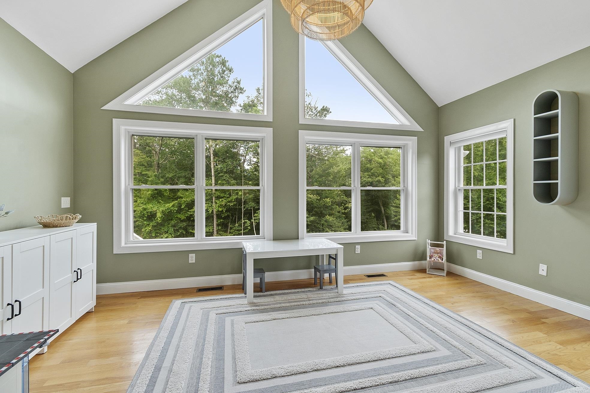 57 London Bridge Road Windham, NH 03087 - Photo 21 of 60