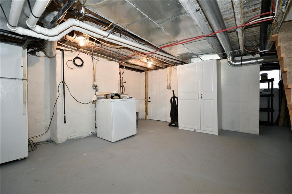 5417 Curry Road Pittsburgh, PA 15236 - Photo 21 of 25 Gallery Image 21