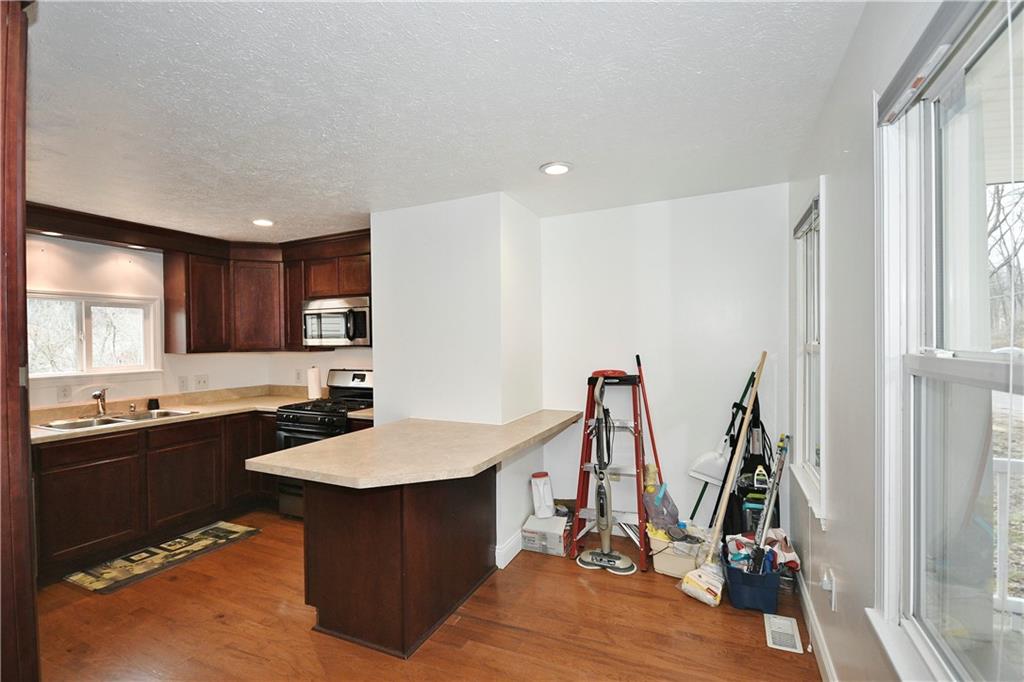 5417 Curry Road Pittsburgh, PA 15236 - Photo 5 of 25 Gallery Image 5