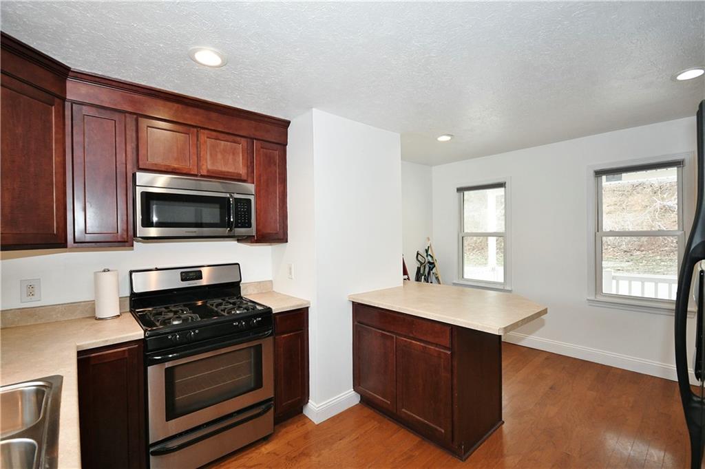 5417 Curry Road Pittsburgh, PA 15236 - Photo 6 of 25 Gallery Image 6