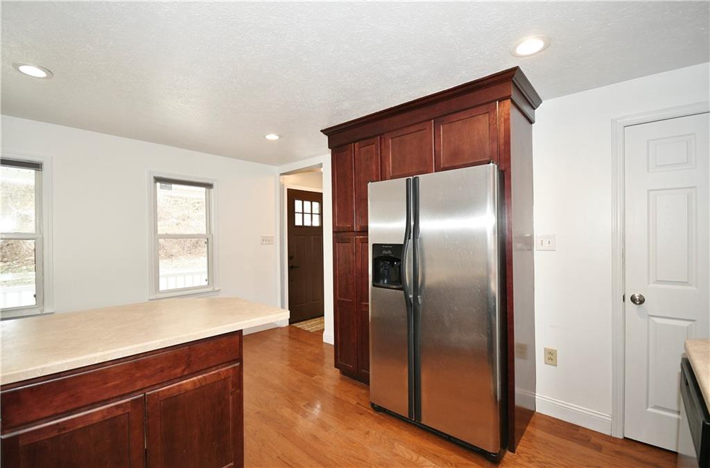 5417 Curry Road Pittsburgh, PA 15236 - Photo 8 of 25 Gallery Image 8