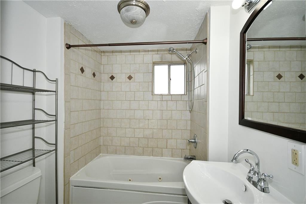 5417 Curry Road Pittsburgh, PA 15236 - Photo 9 of 25 Gallery Image 9