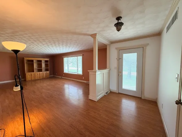 $199,999 | 734 1st Street, West Brooklyn, IL 61378
