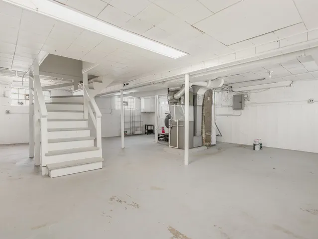 $337,000 | 6415 South Leclaire Avenue, Chicago, IL 60638