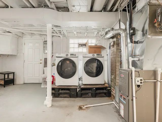 $337,000 | 6415 South Leclaire Avenue, Chicago, IL 60638