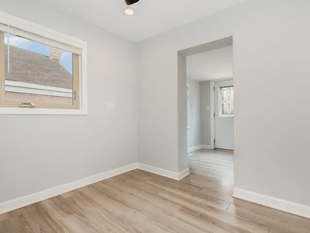 $337,000 | 6415 South Leclaire Avenue, Chicago, IL 60638