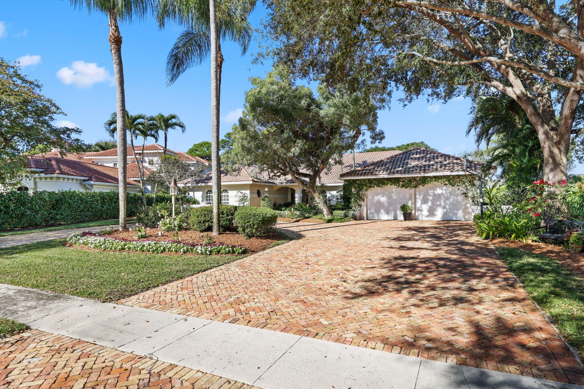 2865 Banyan Blvd Circle Northwest Boca Raton, FL 33431 - Photo 3 of 75 2865 Banyan Boulevard Cir - 4.jpg-SMALL