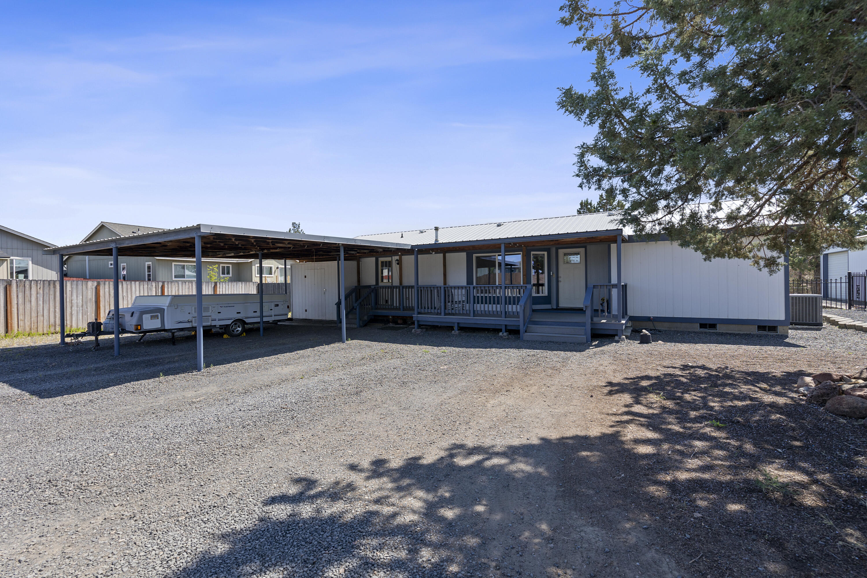 605 Southeast Kinkade Road Madras, OR 97741 - Photo 36 of 44