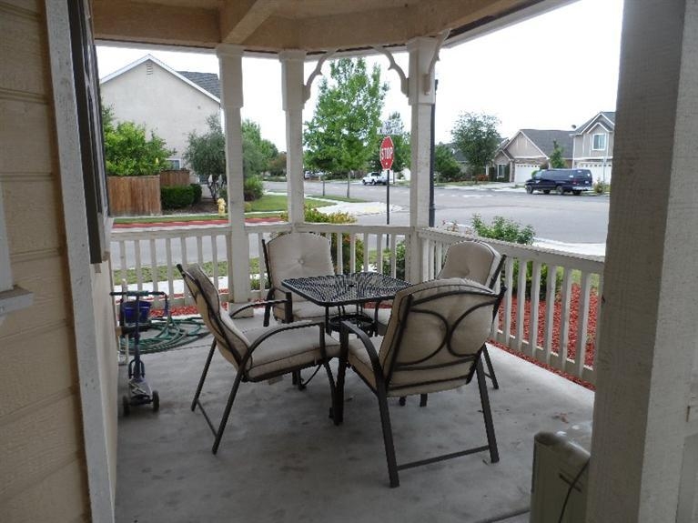 286 East Olson Avenue Reedley, CA 93654 - Photo 4 of 10 Gallery Image 4