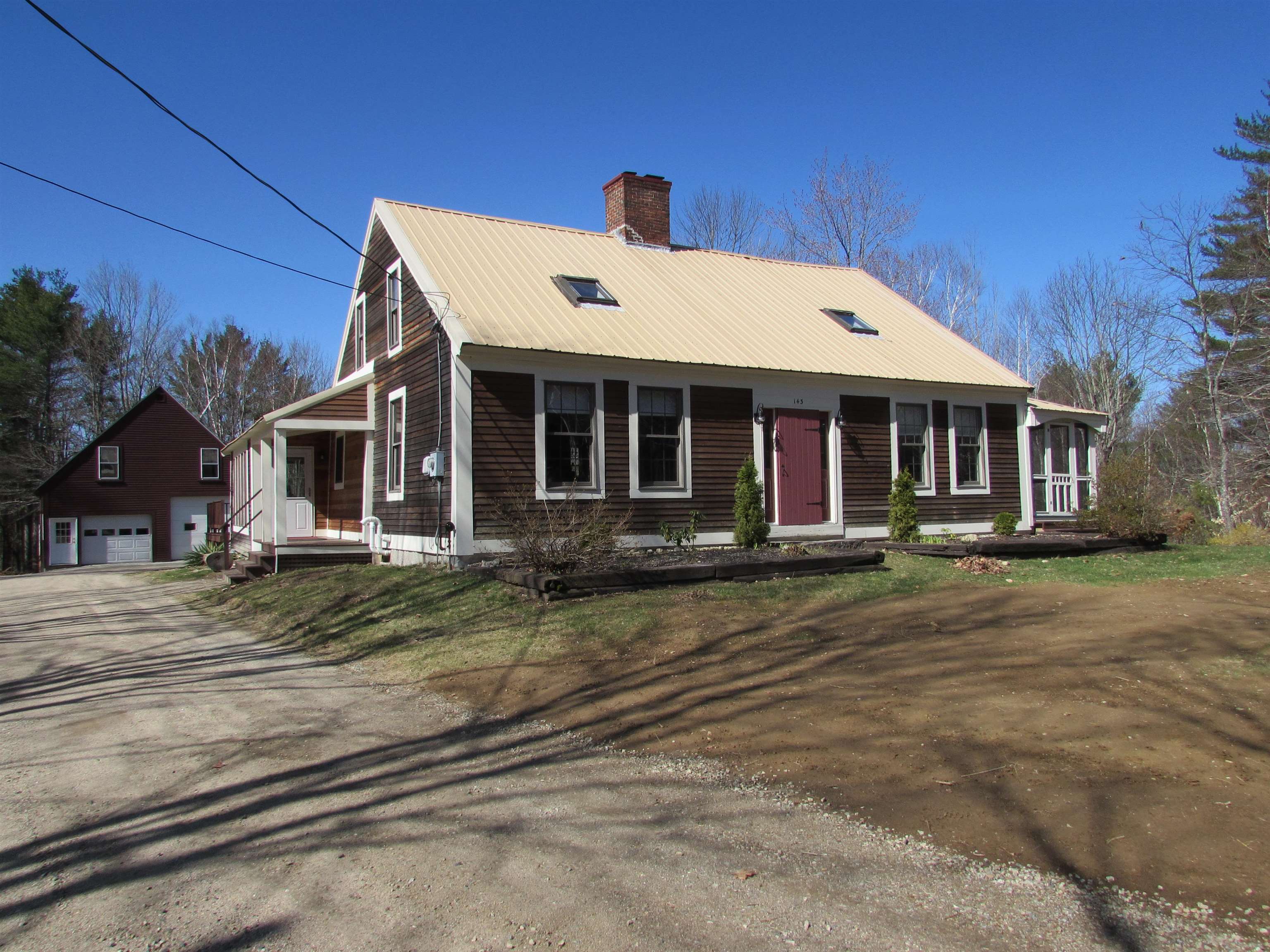 143 Lyford Road Brookfield, NH 03872 - Photo 1 of 29 Gallery Image 1