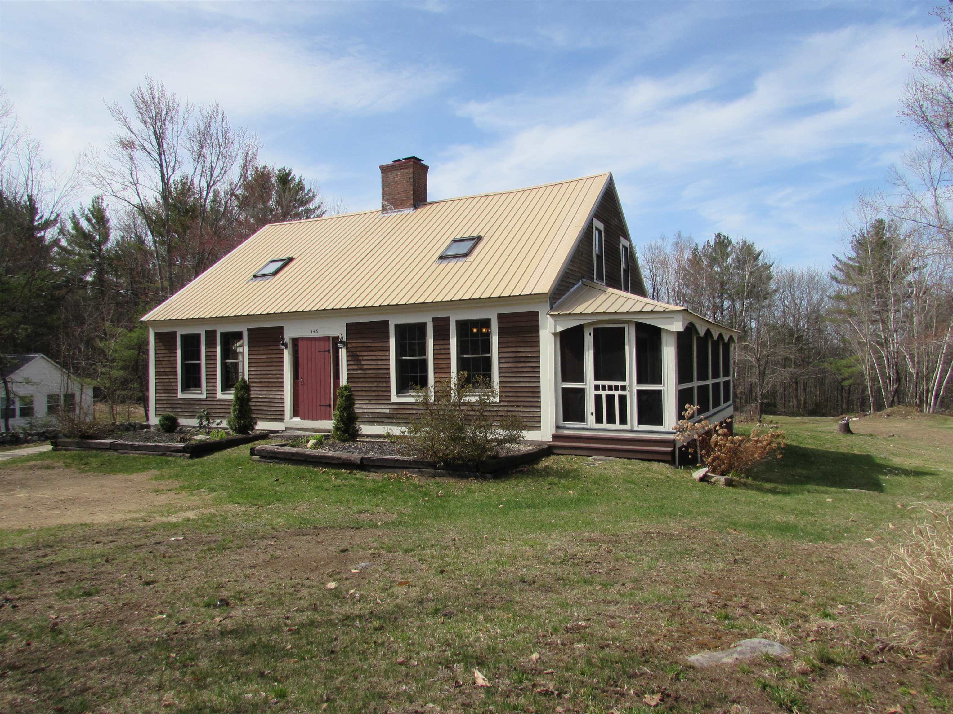143 Lyford Road Brookfield, NH 03872 - Photo 5 of 29 Gallery Image 5