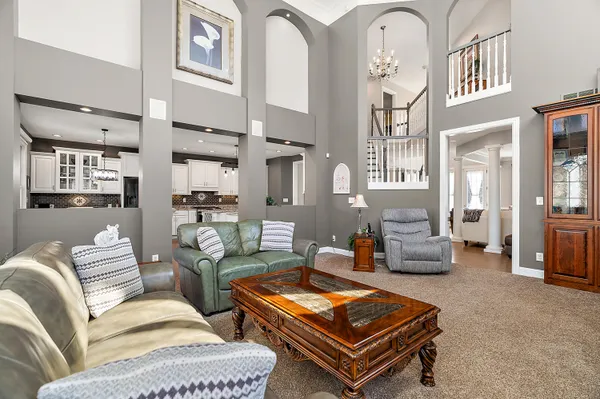 $810,000 | 5052 Dickinson Court, St. Joseph, MI 49085