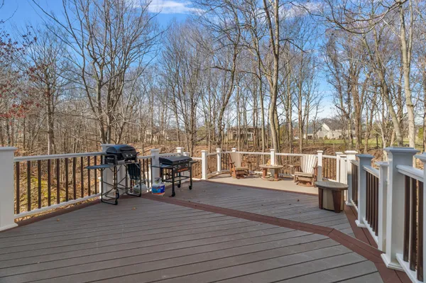 $810,000 | 5052 Dickinson Court, St. Joseph, MI 49085